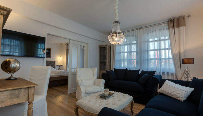 Deluxe Suite 502 wohnzimmer.jpg