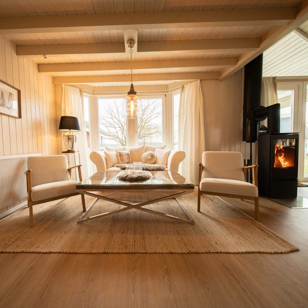 Wohnzimmeransciht mit Kamin